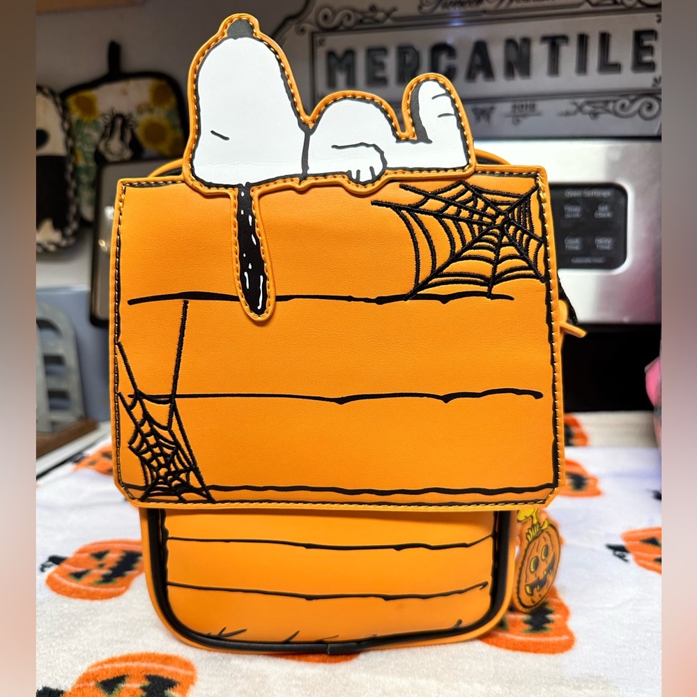Snoopy Halloween crossbody SOLD